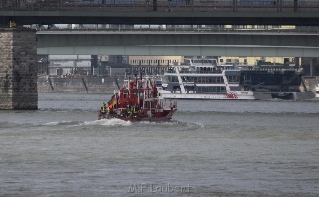 Schiff 1 Koeln in Hoehe der Koelner Zoobruecke P271.JPG - Miklos Laubert